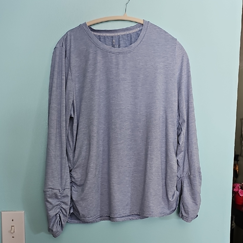 Women's Free Country Light Blue Long Sleeve Top
